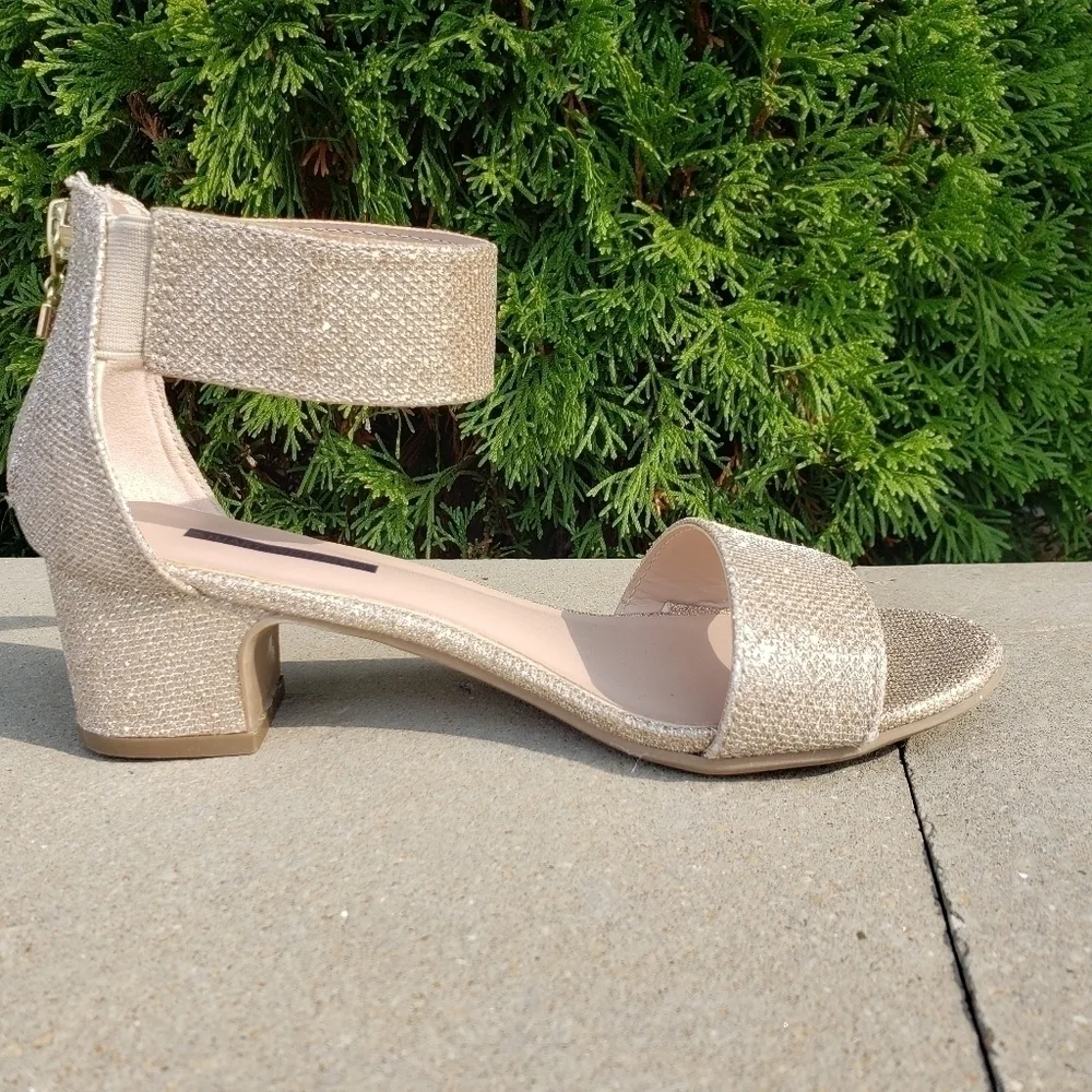 NEW Stuart Weitzman Rosalyn Alexa Ankle Sandals 3